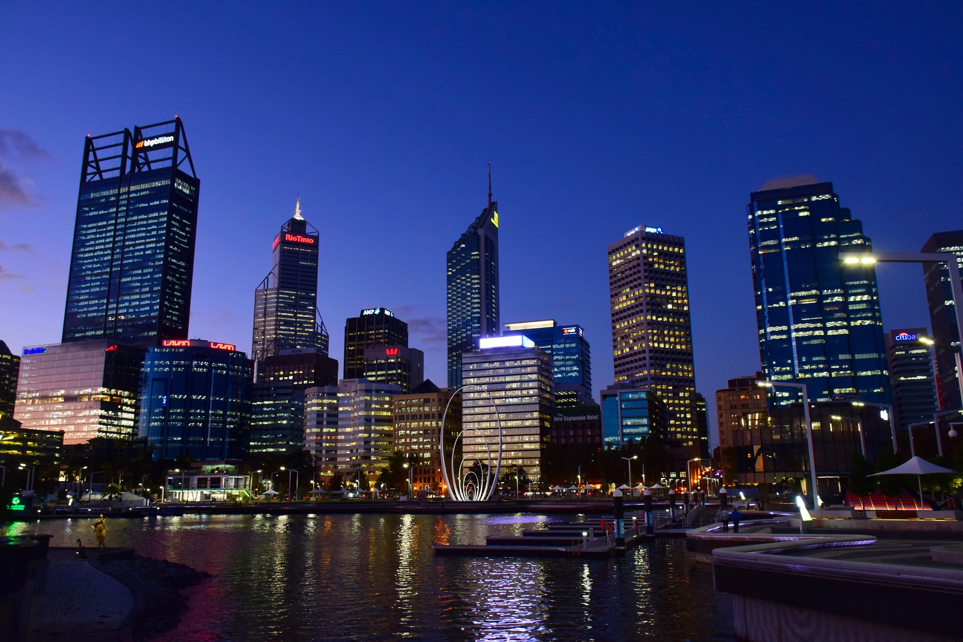 perth-1368337_1920